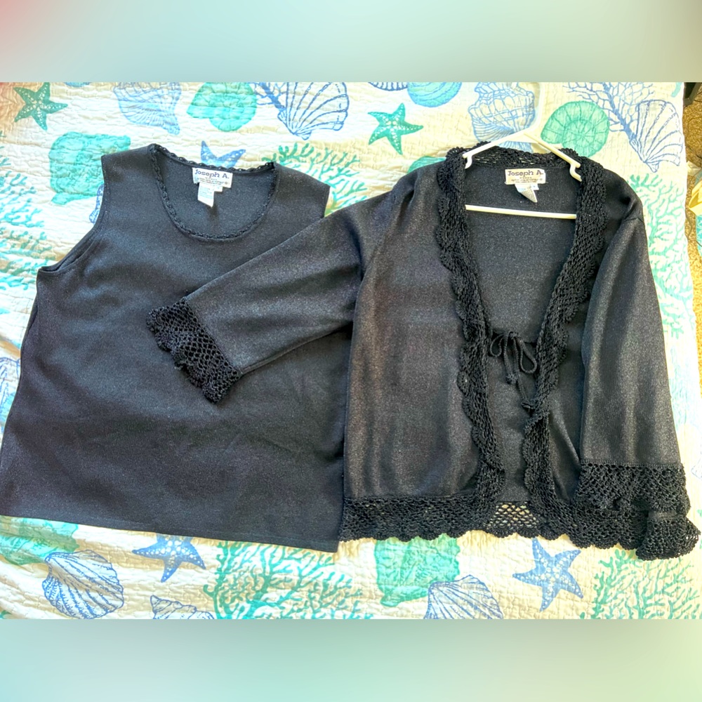 Classy twin set has a slvless shell w/ a beautiful matching sweater!